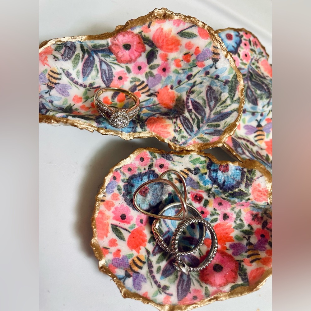 Decoupaged Oyster Shells